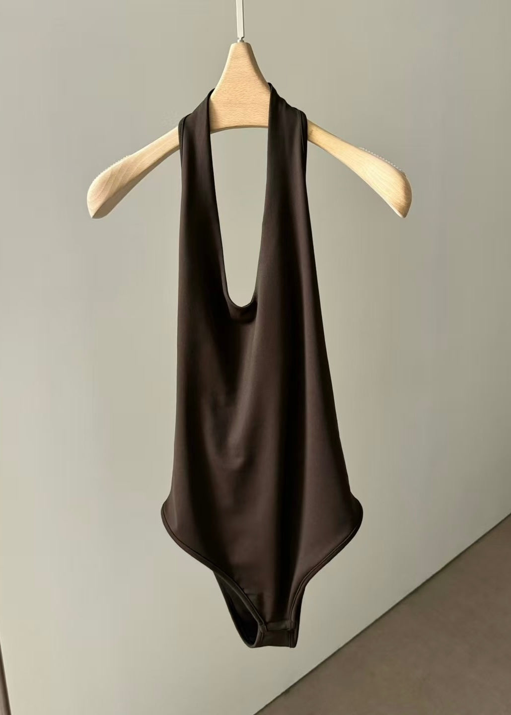 Halter Tank