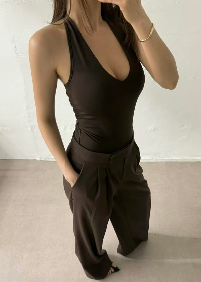 Halter Tank